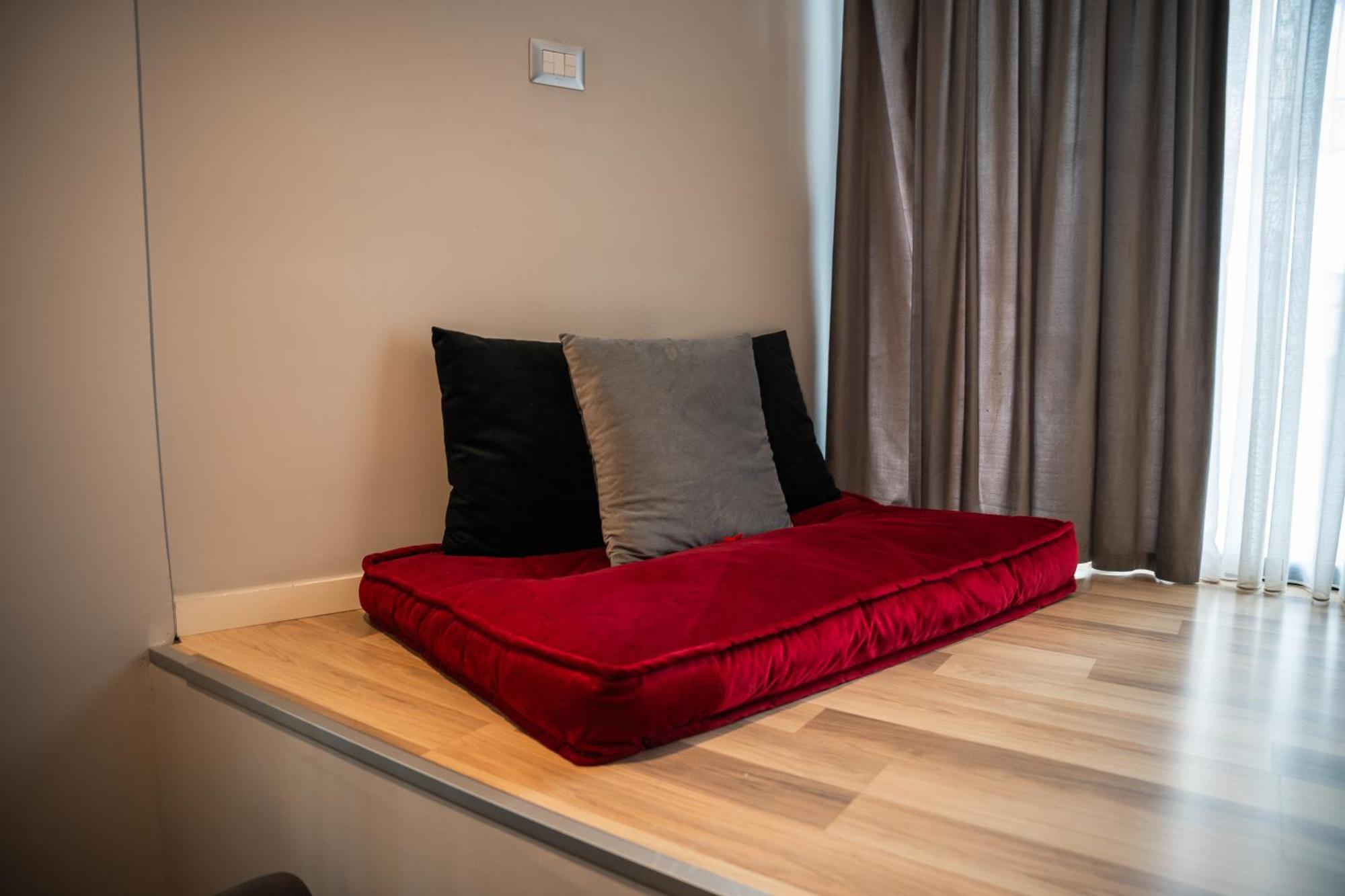Center Boutique Hotel Тирана Екстериор снимка